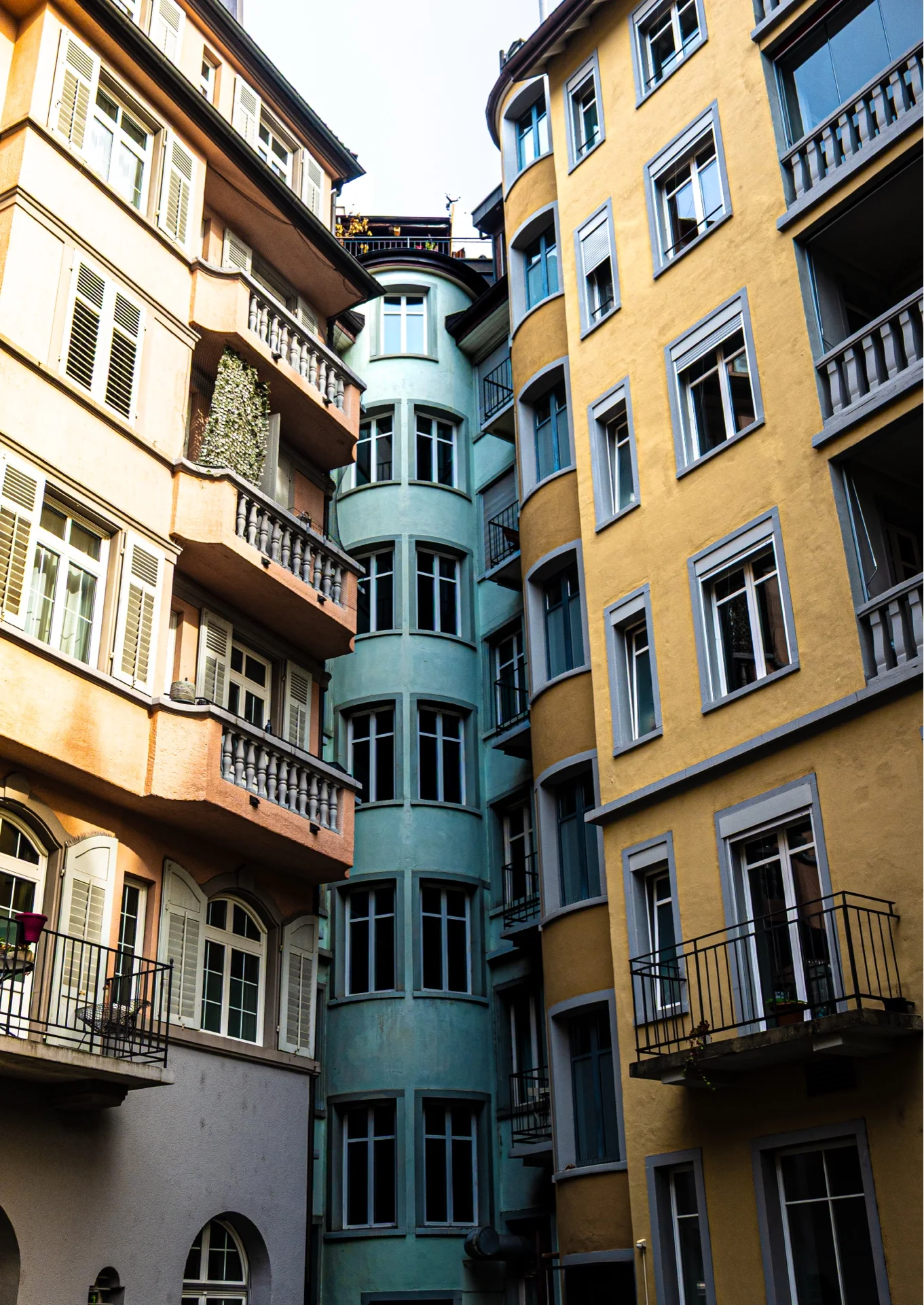 BUILDINGS OF LUZERN - Image 2