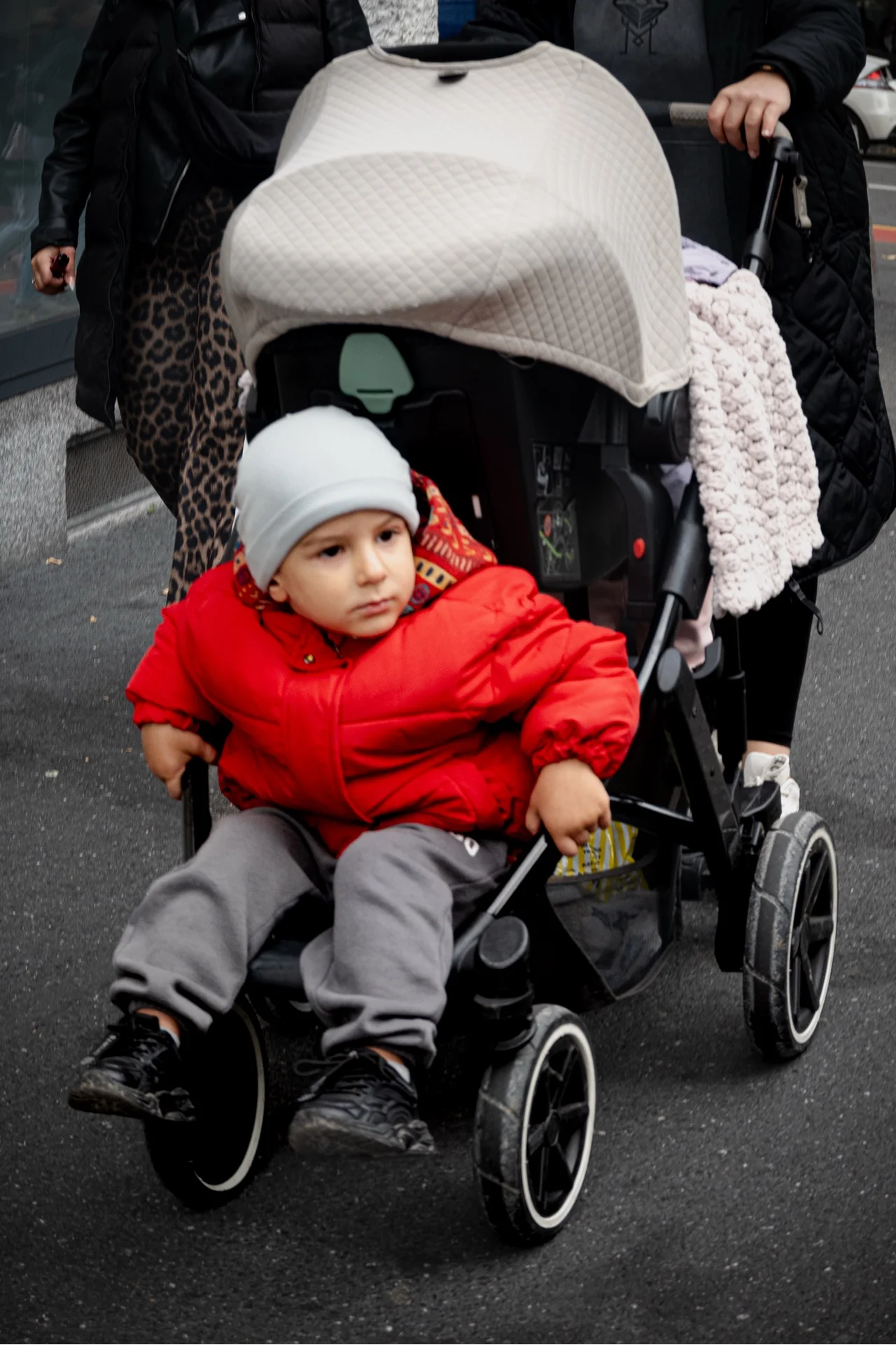 PEOPLE OF LUZERN - Image 6